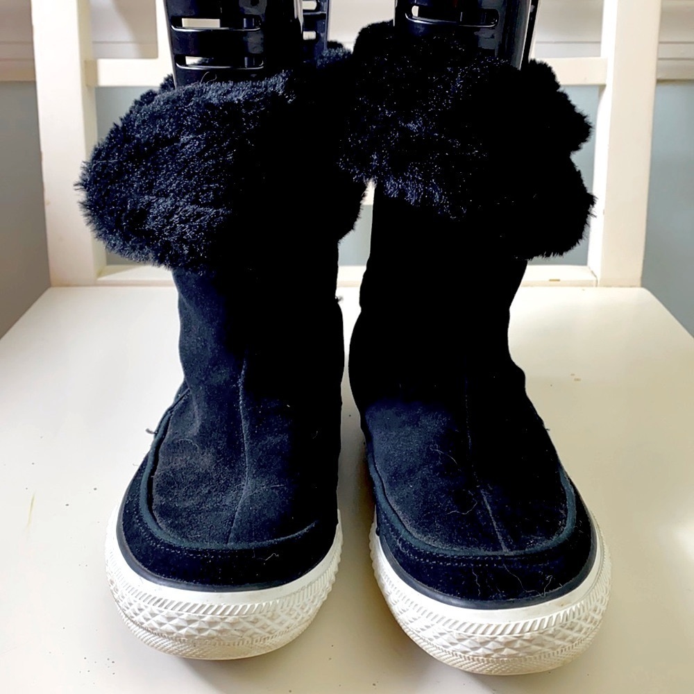Converse Youth Black Winter Boots Faux Fur Fold-Over High Top Sneakers Size 5